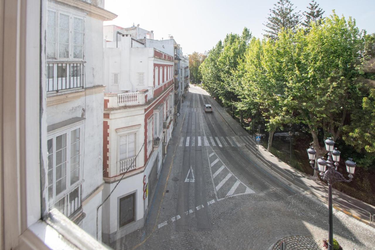 Apartamento El Meridiano De Cádiz Exterior photo